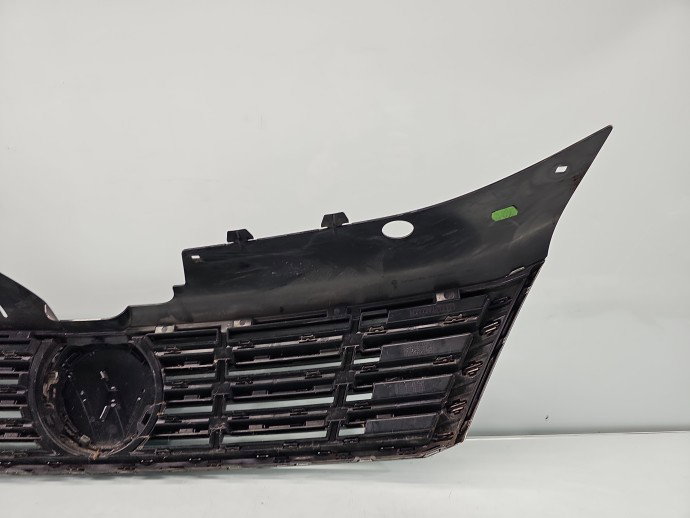 Grila bara fata Volkswagen Passat CC (358) [Fabr 2012-2016] Sedan Facelift 3C8853653A