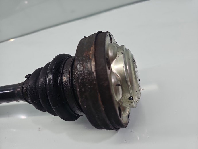 Planetara dreapta spate Bmw X1 (E84) [Fabr 2009-2015] 4608776-01 2.0 N47D20U1 105KW / 143CP