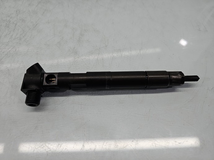Injector Mercedes Clasa C (W204) [Fabr 2007-2014] A6510704987 2.2 CDI 651911 125KW / 170CP