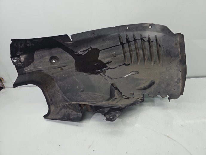 Carenaj roata stanga fata Mercedes Clasa C (W204) [Fabr 2007-2014] Sedan AMG A2046980030
