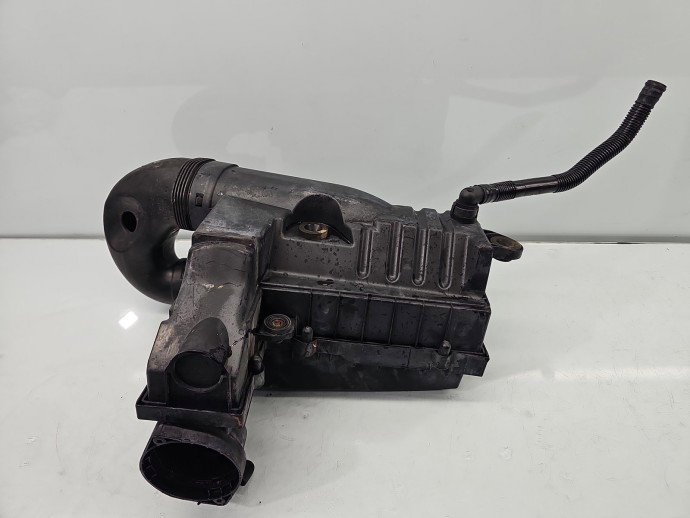 Carcasa filtru aer Volkswagen Tiguan (5N) [Fabr 2007-2016] 3C0129601 2.0 TDI CFFB 103KW / 140CP