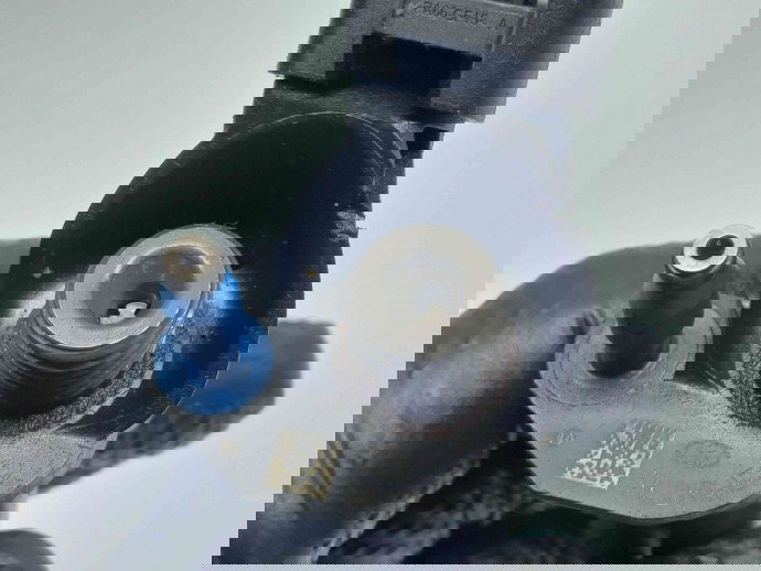 Injector Hyundai Santa Fe 2 (CM) [Fabr 2005-2012] 33800-2F000 | 0445116018 2.2 D4HB   