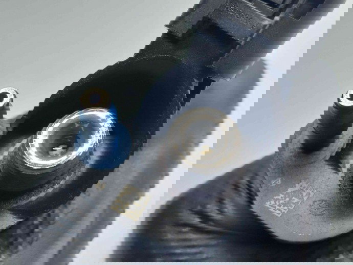 Injector Hyundai Santa Fe 2 (CM) [Fabr 2005-2012] 33800-2F000 | 0445116018 2.2 D4HB   