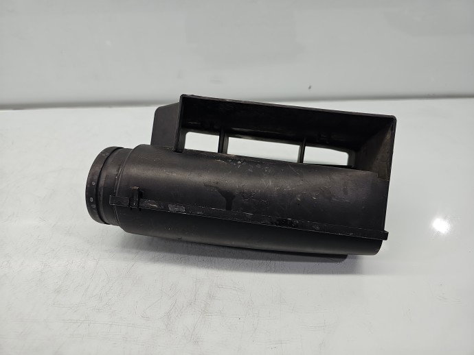 Difuzor captare aer Volkswagen Golf 6 (5K1) [Fabr 2009-2013] Hatchback 1K0805962