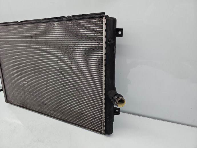 Radiator apa Volkswagen Golf 6 (5K1) [Fabr 2009-2013] 1K0121251DM 2.0 TDI CFFB 103KW / 140CP