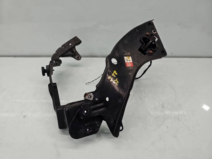 Suport far stanga Mercedes Clasa E (W211) [Fabr 2002-2009] Break AMG A1298172820