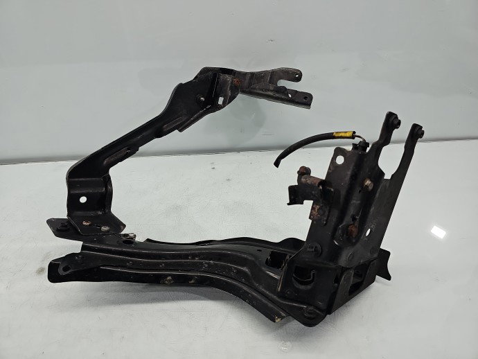 Suport far dreapta Mercedes Clasa E (W211) [Fabr 2002-2009] Break AMG A1298172820