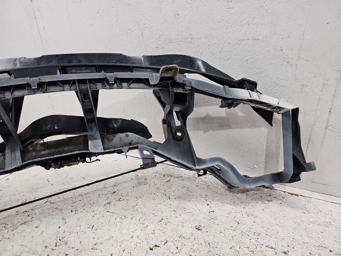 Trager Ford Kuga I [Fabr 2008-2012] SUV 8V41-17E778-AD