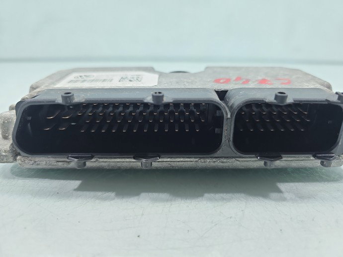 Calculator motor ECU Volkswagen Polo (6R) [Fabr 2009-2016] 03C906024BJ 1.4 TSI CGGB 63KW / 86CP