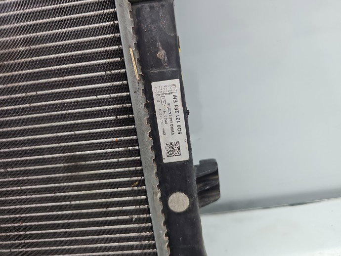 Radiator apa AUDI A3 (8VA) [Fabr 2012-2020] 5Q0121251EM 2.0 TDI CRBC 110KW / 150CP