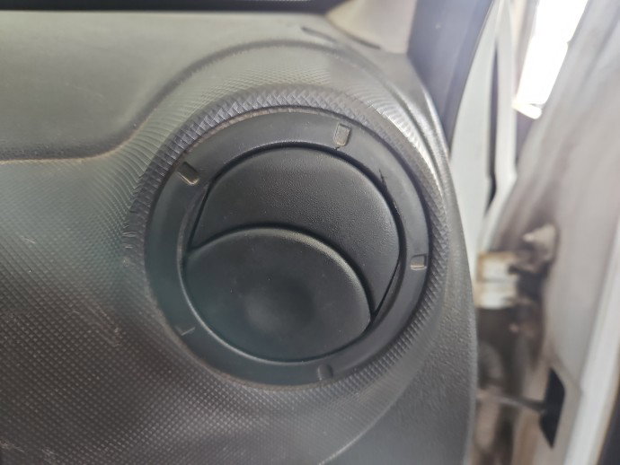 Grila aerisire dreapta Dacia Logan MCV (KS) [Fabr 2007-2012] OEM