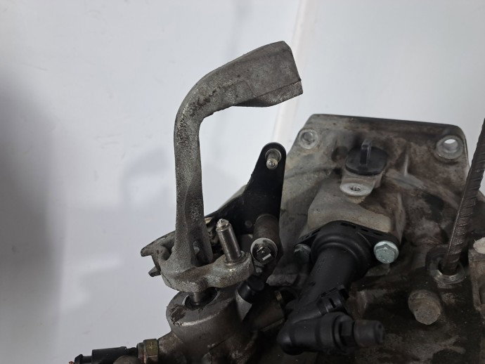 Cutie viteze manuala 5 trepte Volkswagen Golf 4 (1J1) [Fabr 1997-2004] 1.9 TDI ALH EGR 66KW / 90CP