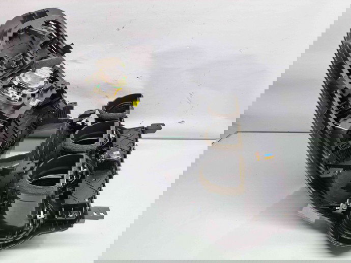  Grila aerisire centrala Opel Antara [Fabr 2006-2017] OEM / 96628420 / 96673597