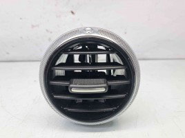  Grila aerisire dreapta Audi A3 Sportback (8PA) [Fabr 2004-2013] 8P0820901