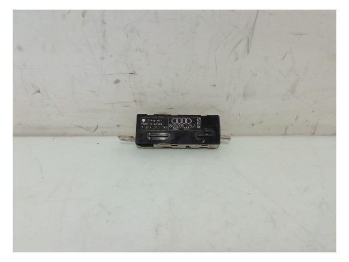 Amplificator antena Audi A4 B8 2.0 TDI CJCB 8K9035225A 2007-2016