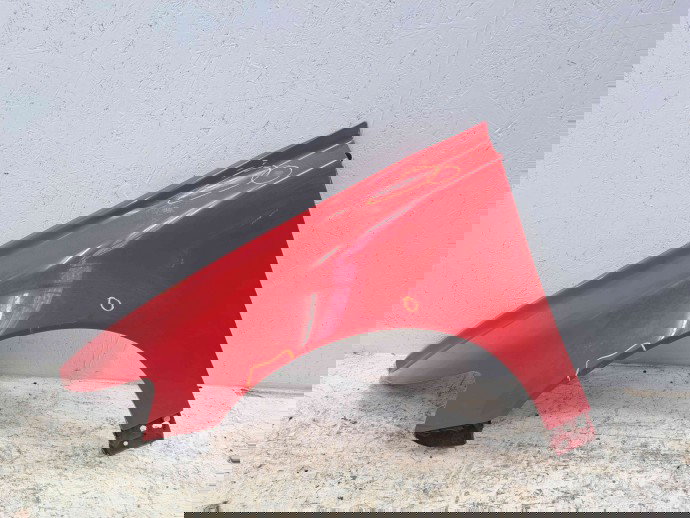 Aripa stanga fata Volvo V50 [Fabr 2004-2012] 61200 Passion Red