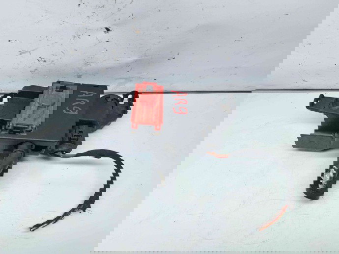  Borna baterie (+) cu capsa Audi Q7 (4MB) [ Fabr 2015-prezent] 4M0941823A 