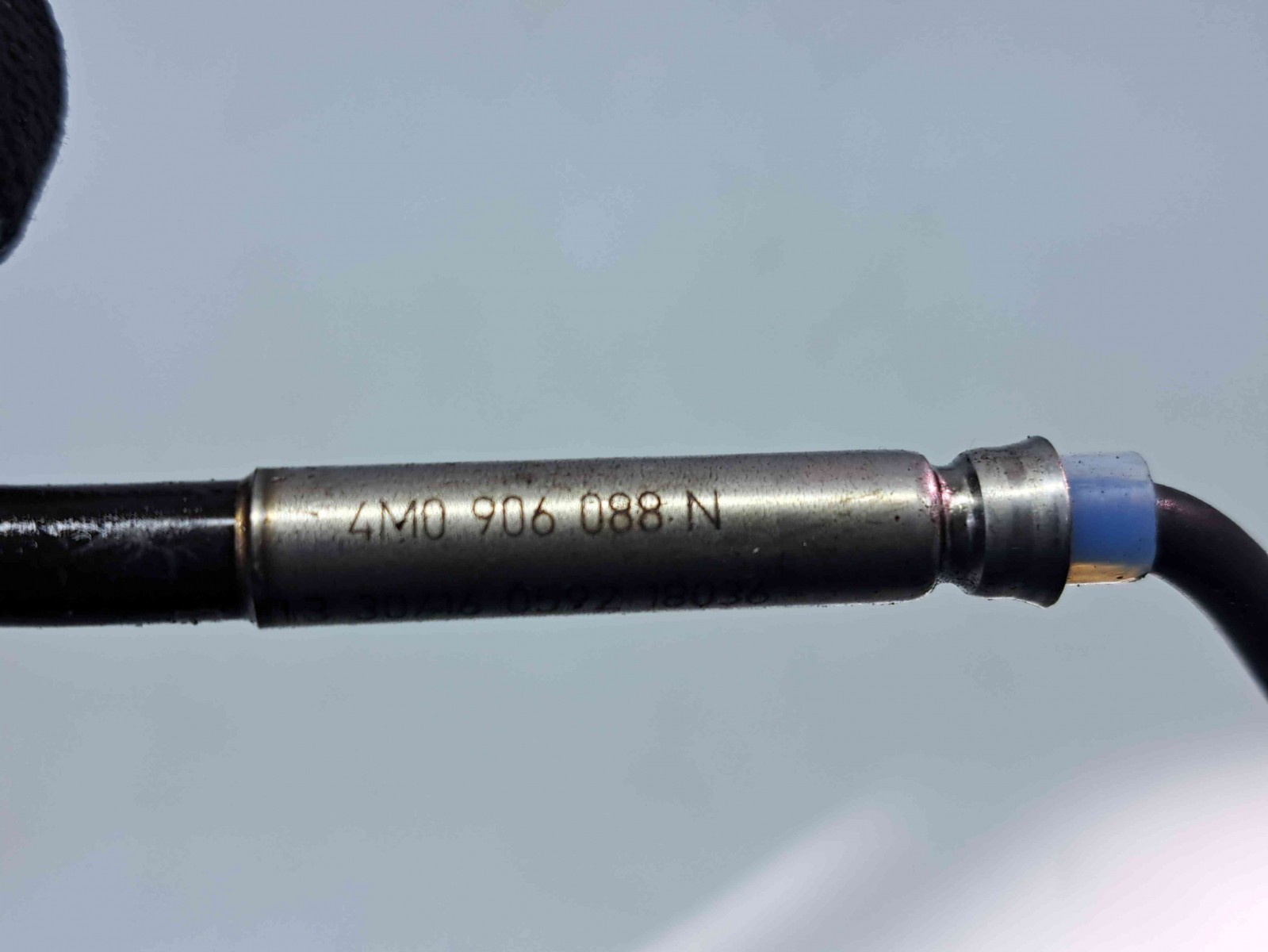 Senzor temperatura Audi Q7 (4MB) [ Fabr 2015-prezent] 4M0906088N - imagine 2