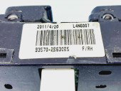  Butoane comanda geamuri sofer Hyundai Santa Fe 2 (CM) [Fabr 2005-2012] 33570-2B630BS