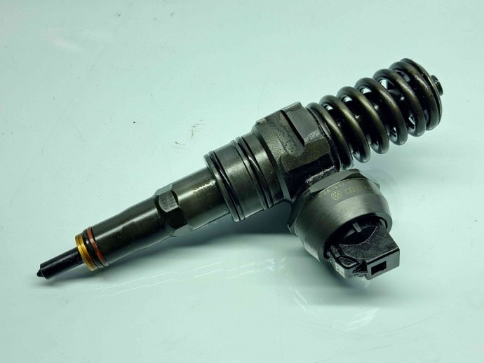 Injector Audi  0414720313 / 038130073BN BLS   