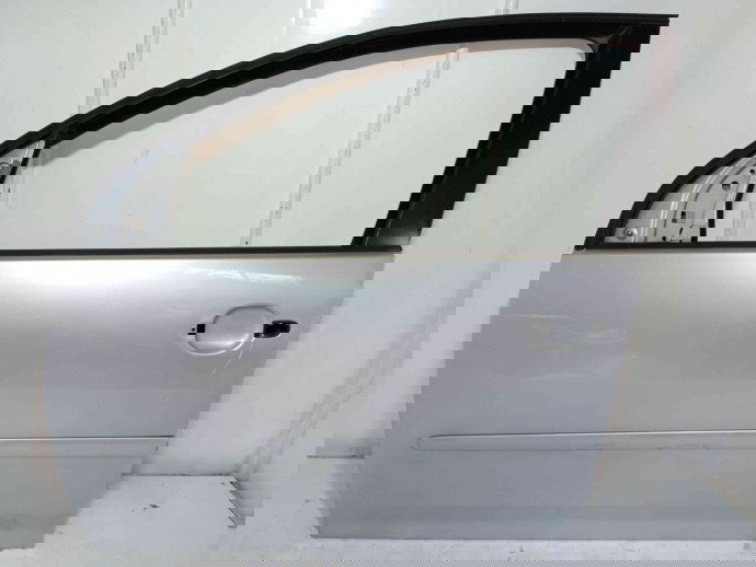 Usa stanga fata LA7W Volkswagen Golf 5 (1K1) [Fabr 2004-2008] 