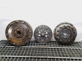 Kit ambreiaj volanta masa dubla Bmw 1 (E81, E87) [Fabr 2004-2010] OEM 1.6 Benz N45 85KW 1.6 Benz N45 85KW