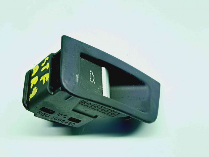  Buton deschidere portbagaj Audi Q7 (4MB) [ Fabr 2015-prezent] 4M0959831A