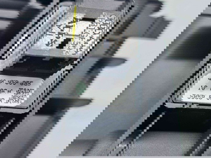  Buton geam dreapta spate Audi Q7 (4MB) [ Fabr 2015-prezent] 4M0959855