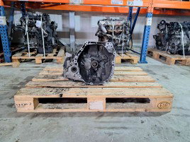 Cutie viteze manuala 5 trepte Nissan Qashqai [Fabr 2007-2014] 8200367222 / JRQ-S2G 1.6 Benz HR16DE  1.6 Benz HR16DE 77KW / 105CP