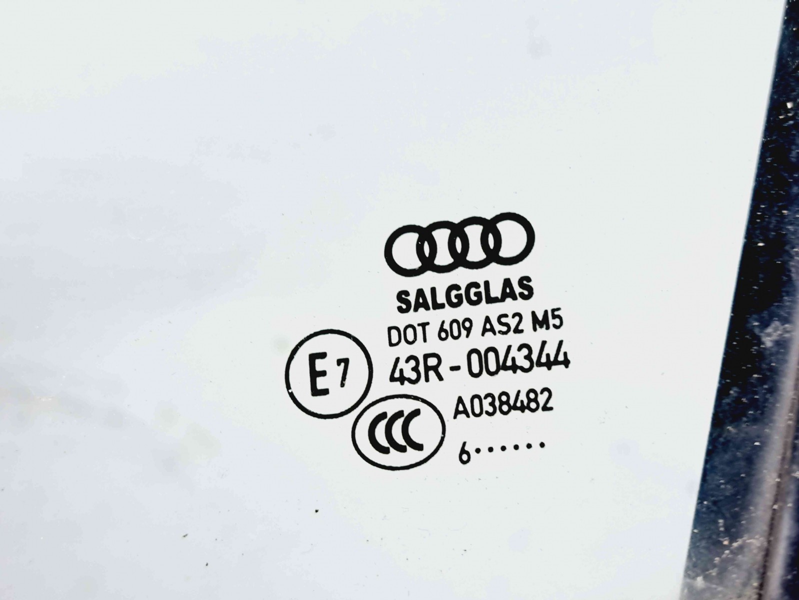 Geam fix stanga fata Audi Q7 (4MB) [ Fabr 2015-prezent] OEM - imagine 2