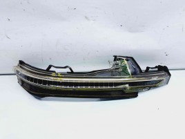 Semnalizare oglinda dreapta Audi Q7 (4MB) [ Fabr 2015-prezent] 4M0949102A