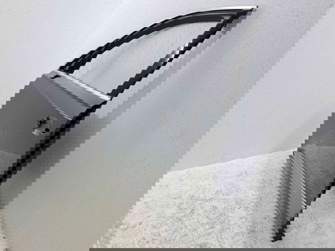 Usa stanga fata Audi Q7 (4MB) [ Fabr 2015-prezent] LZ7S