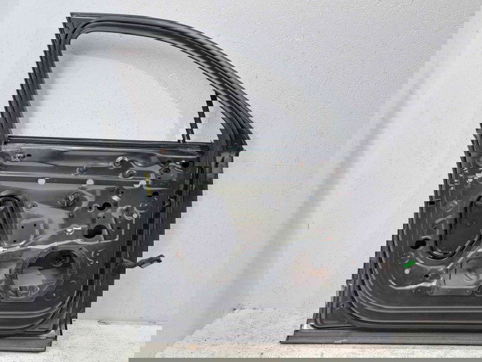 Usa stanga fata Audi Q7 (4MB) [ Fabr 2015-prezent] LZ7S