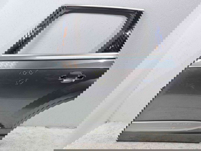 Usa stanga spate Audi Q7 (4MB) [ Fabr 2015-prezent] LZ7S