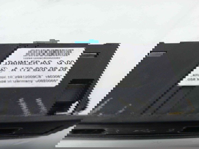 Conector auxiliar USB A1728202826  MERCEDES Clasa E (W212) [Fabr 2009-2016] 2.2 CDI 