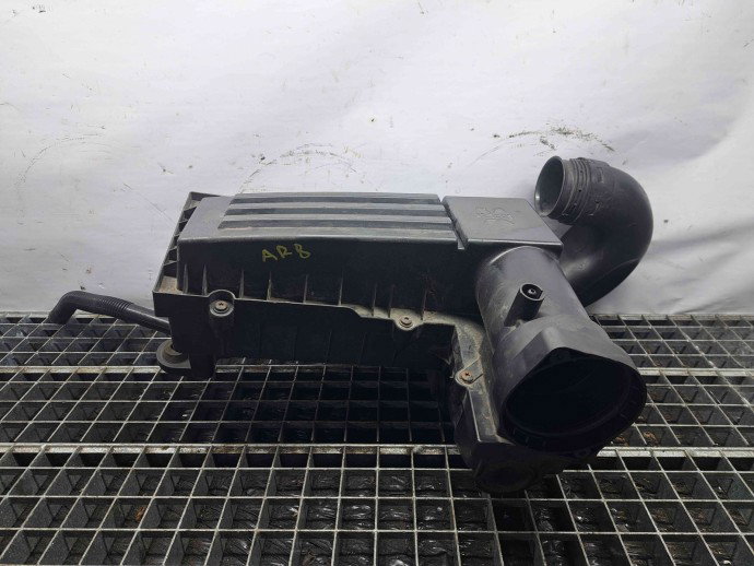 Carcasa filtru aer Audi A3 Sportback (8PA) [Fabr 2004-2013] 3C0129607BC | 3C0129601CC 2.0 TDI CFFB  