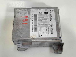 Calculator airbag A2048706826 Mercedes Clasa C (W204) [Fabr 2007-2014] D651913 D615913