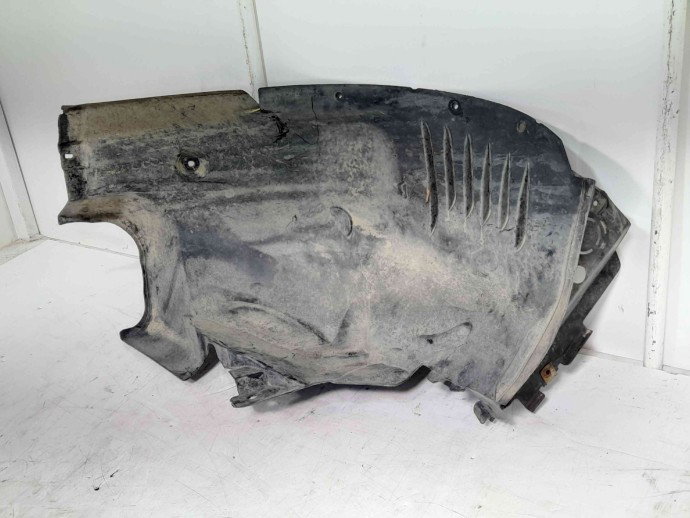 Carenaj roata dreapta fata A2046905630 Mercedes Clasa C (W204) [Fabr 2007-2014] D651913 D615913