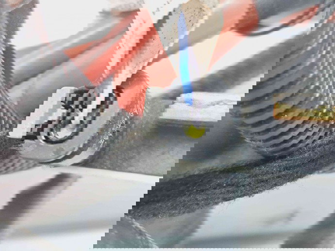  Borna baterie (+) cu capsa Audi Q7 (4MB) [ Fabr 2015-prezent] 8W0915459F 