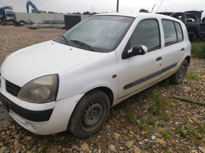 Dezmembrez Renault Clio 2 1.2 D7F(726) OV369 1998-2004