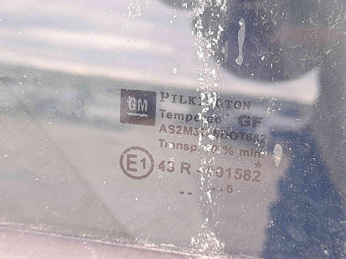 Geam fix usa dreapta spate OEM  Opel Astra H Combi [Fabr 2004-2009] 1.7 CTDI 01328035