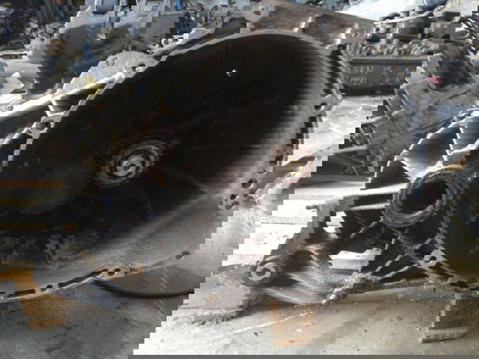 Cutie viteze manuala 5 trepte Ford Focus C-Max 1.8 TDCI 4M5R-7002-YA 2007-2010