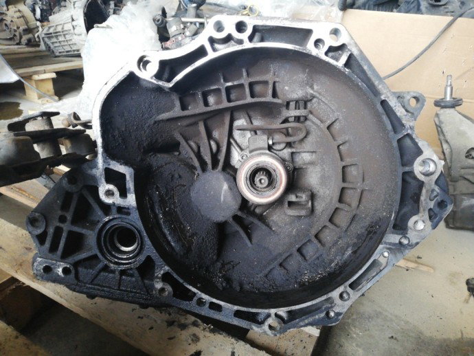 Cutie viteze manuala 5 trepte Opel Astra G 1.7 CDTI 55352935 1998-2004
