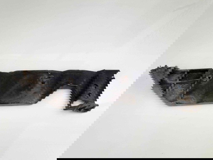 Suport aripa stanga fata SUZUKI Swift 3 (MZ, EZ) [Fabr 2005-prezent] OEM