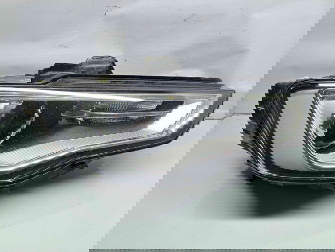  Far dreapta Audi A3 (8V1) [Fabr 2012-prezent] 8V0941006