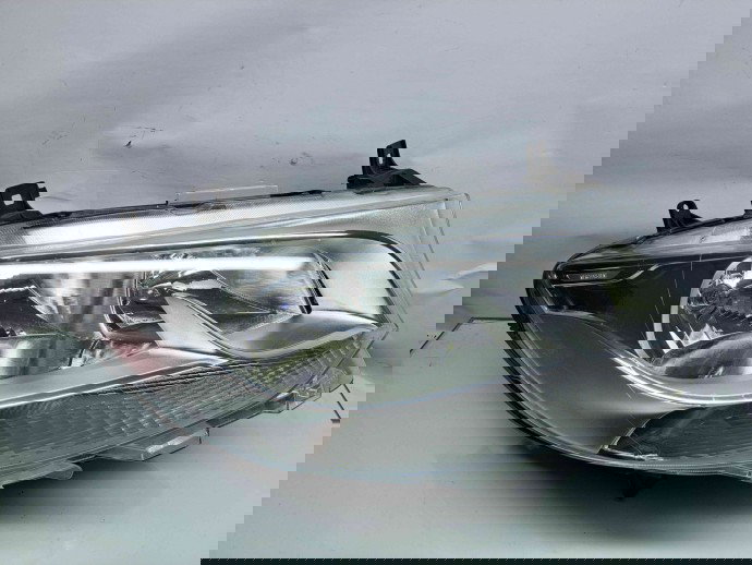  Far dreapta Mercedes Sprinter (W907, W910) [Fabr 2018-prezent] A9109060100