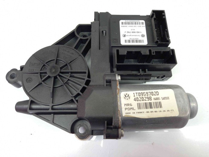 Motoras geam dreapta fata Skoda Octavia 2 Combi (1Z5) [Fabr 2004-2013]  1K0959792J \1T0959702D