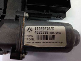Motoras geam dreapta fata Skoda Octavia 2 Combi (1Z5) [Fabr 2004-2013]  1K0959792J \1T0959702D