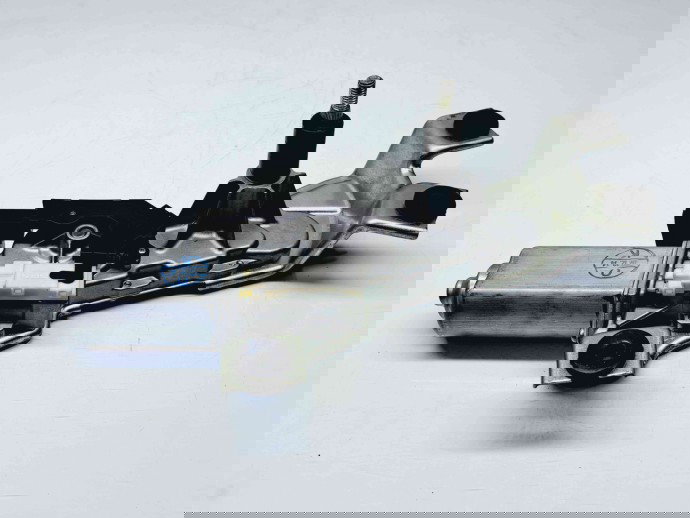  Motoras stergator haion LAND ROVER Range Rover Sport (LS) [Fabr 2002-2013] DLB500014