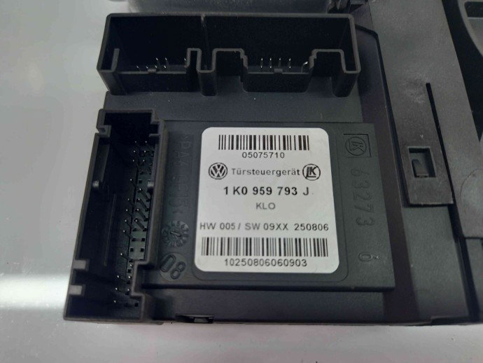 Motoras geam stanga fata Skoda Octavia 2 Combi (1Z5) [Fabr 2004-2013]  1K0959793J/ 1T0959701D